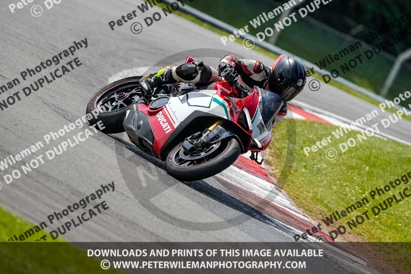 donington no limits trackday;donington park photographs;donington trackday photographs;no limits trackdays;peter wileman photography;trackday digital images;trackday photos